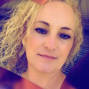 Meet your Posher, Christi